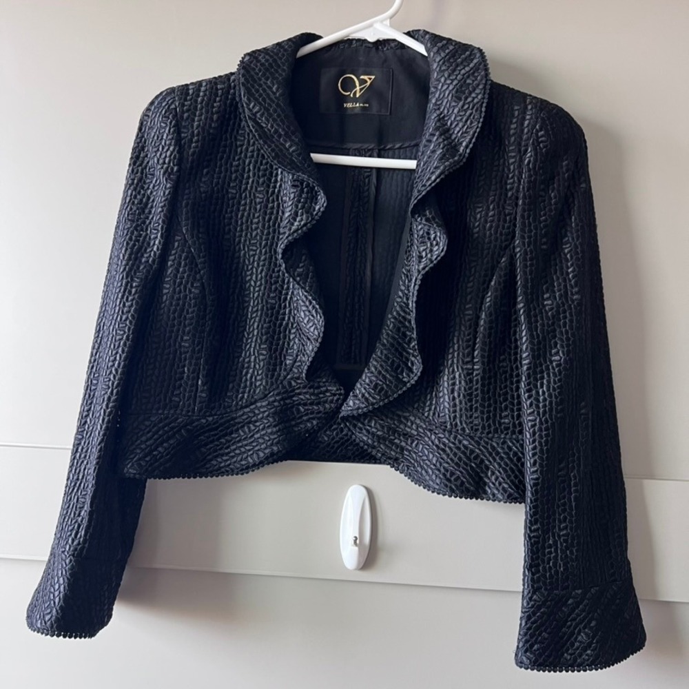 Vella Black Textured‎ Ruffle Front Cropped Jacket Blazer Size 38